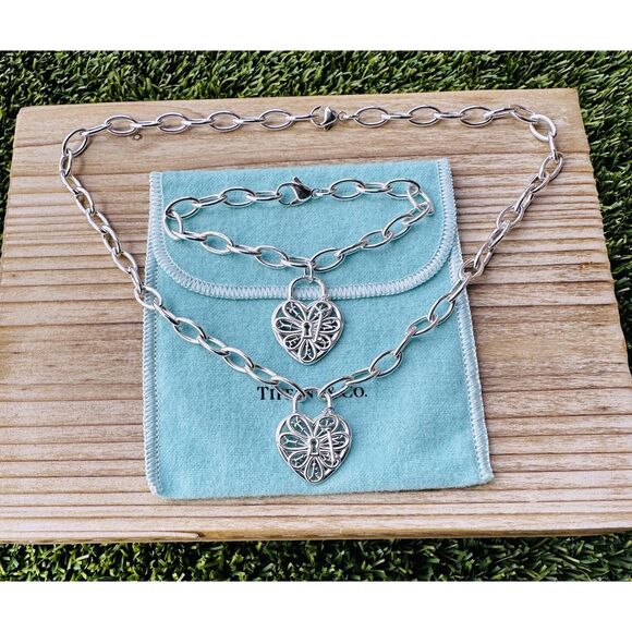 Tiffany & Co. Filigree Heart Key Pendant Bracelet in Silver, 7.5" - Picture 1 of 4